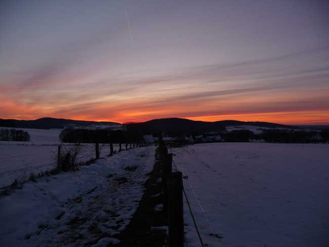 Sonnenuntergang in Bad Holzhausen im Winter